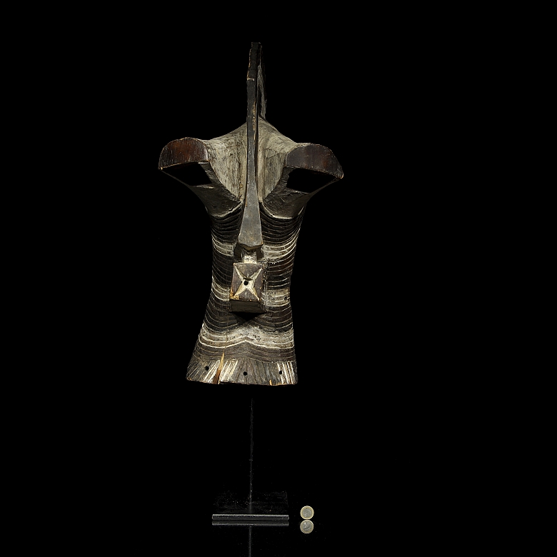 Máscara ceremonial Kifwebe masculina, Songye, R.D. del Congo, s.XX