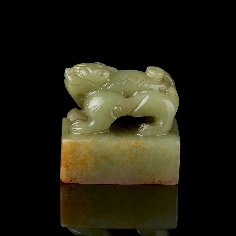 Yellow jade seal ‘Beast’, Qing dynasty
