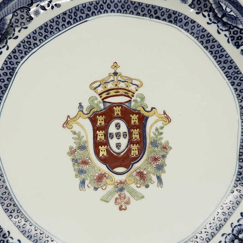 Plato de porcelana
