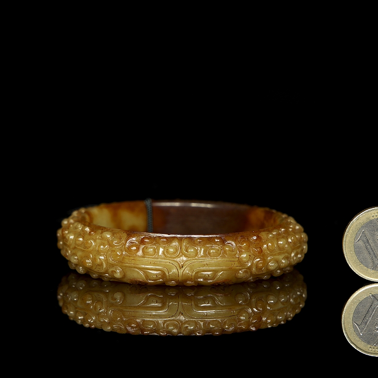 Brazalete de jade amarillo 