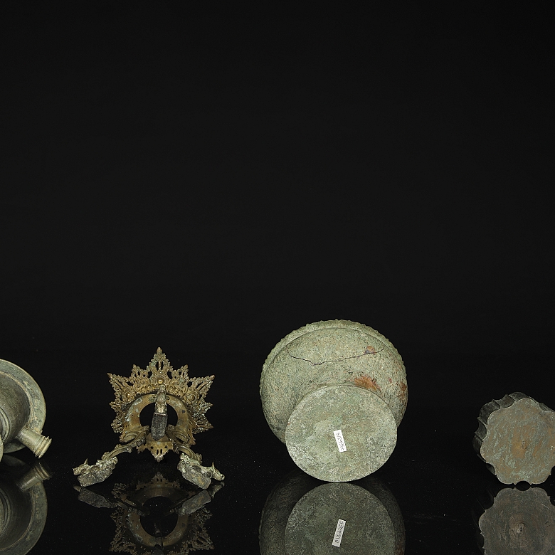 Four ancient bronze objects, Indonesia