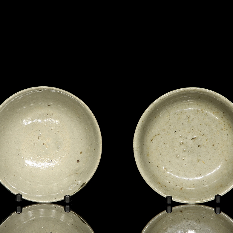 Two glazed ceramic bowls, Qing dynasty - 5