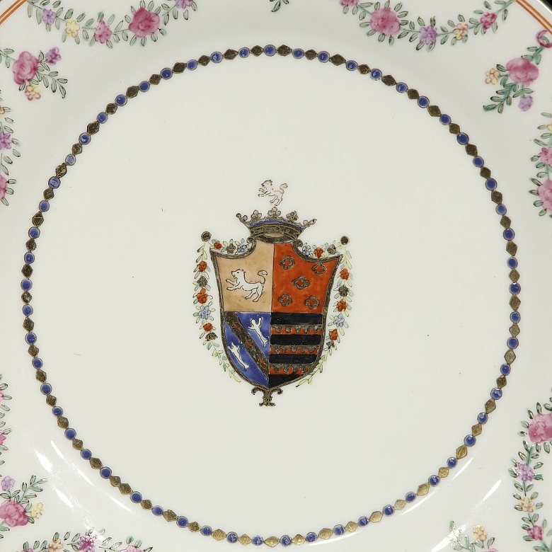 Plato de porcelana
