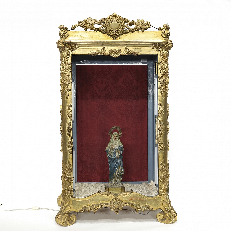 Carved and gilded wood niche, 19th century