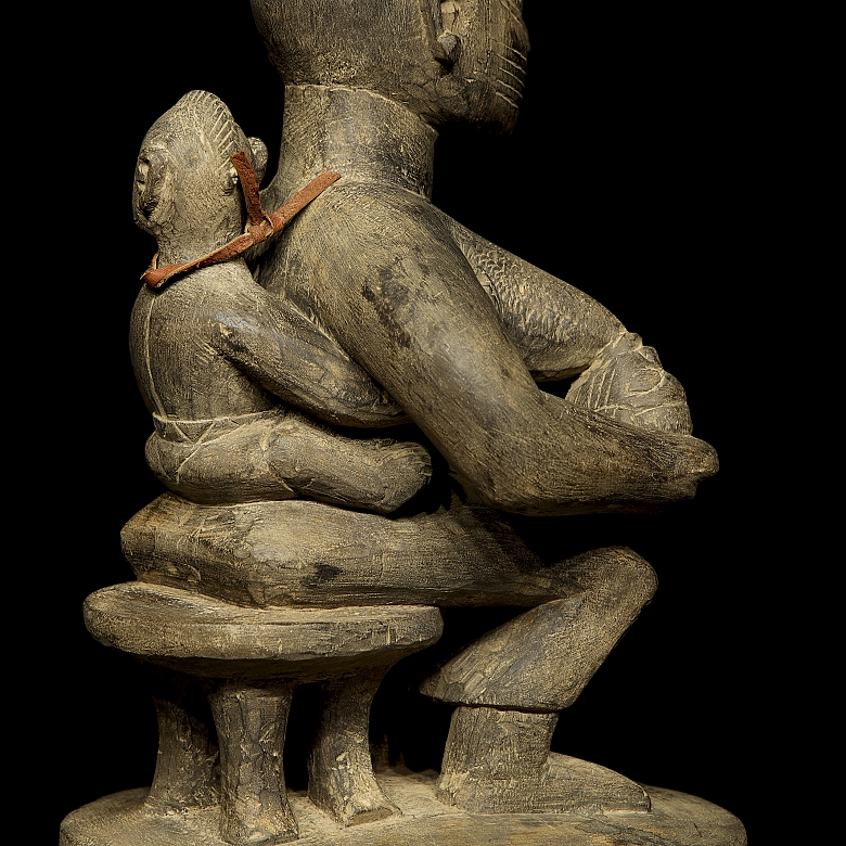 Yoruba Figure ‘Motherhood’, Nigeria, 20th century - 3