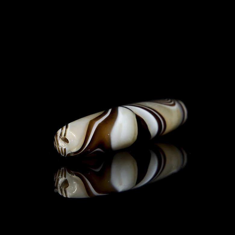 Multicoloured natural agate Dzi, Liao dynasty - 1