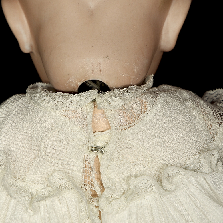 Muñeca de porcelana de carácter Hertel, Schwab & Co., Alemania, c. 1912-1915