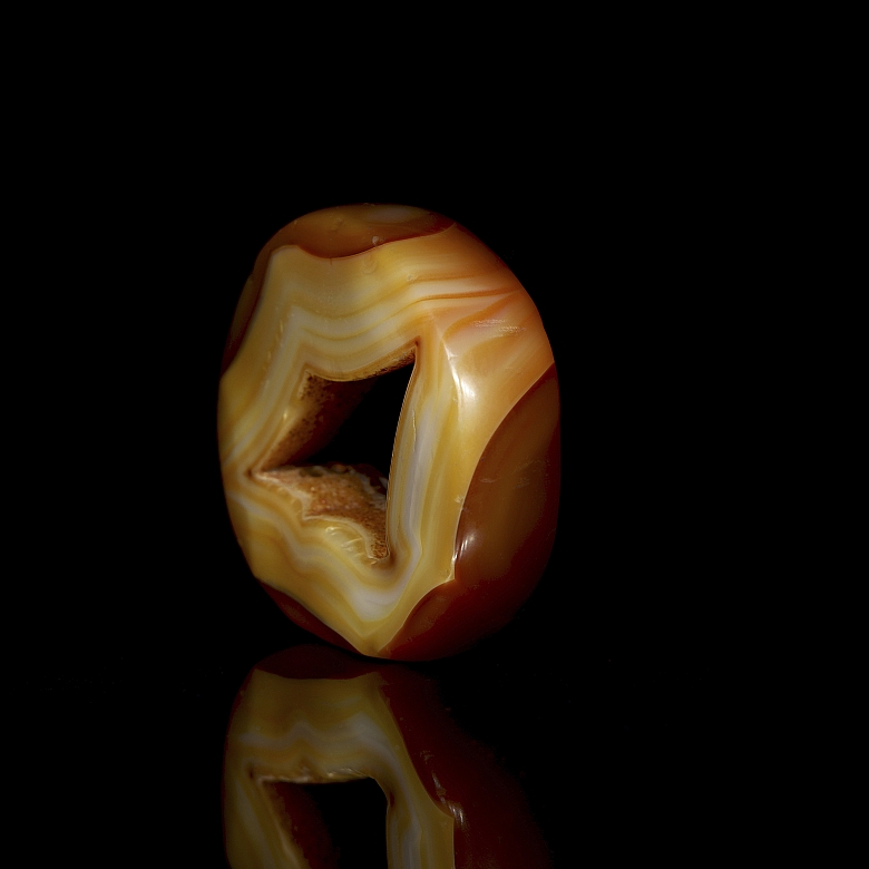 Colgante de ágata tallada, dinastía Zhou - 1