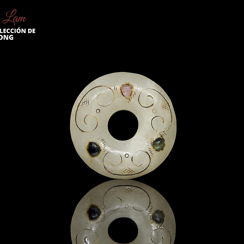 Colgante de jade de Hetian con oro, plata y turmalina, dinastía Tang