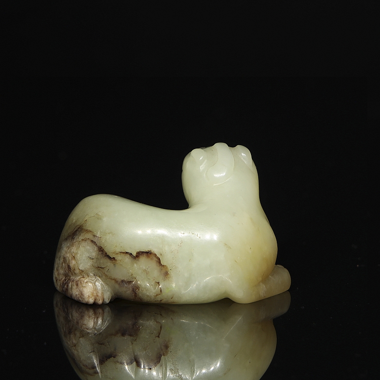 Figura de jade blanco tallado 