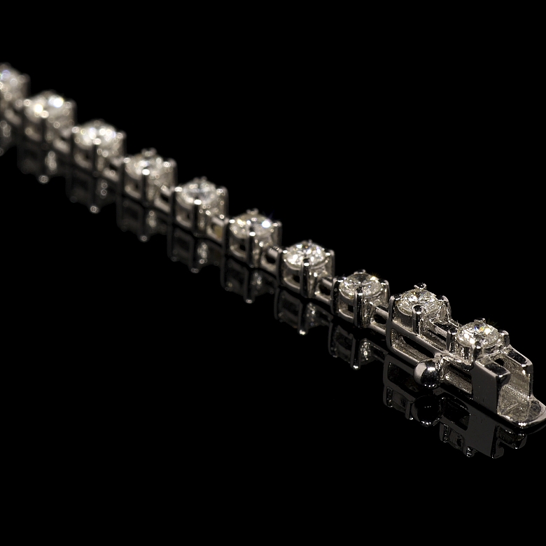 Pulsera rivère en oro blanco de 18K y diamantes