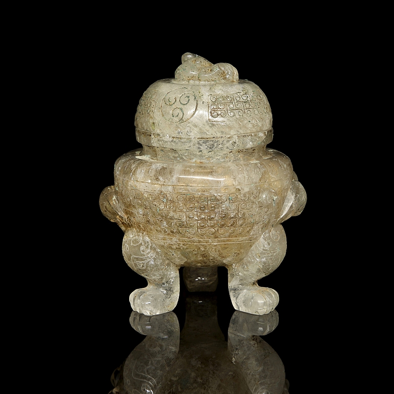 Incensario de cuarzo tallado