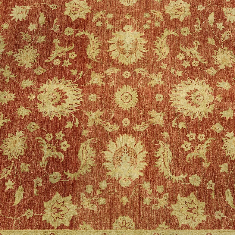 Alfombra de lana anudada estilo Pasargad, s.XX