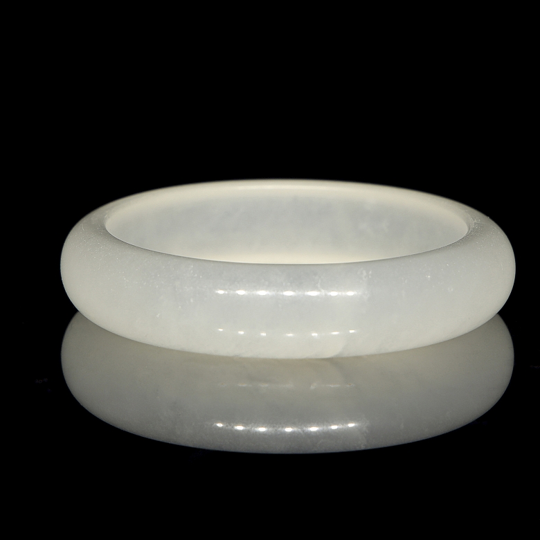 Carved white jade bracelet, 20th century - 3