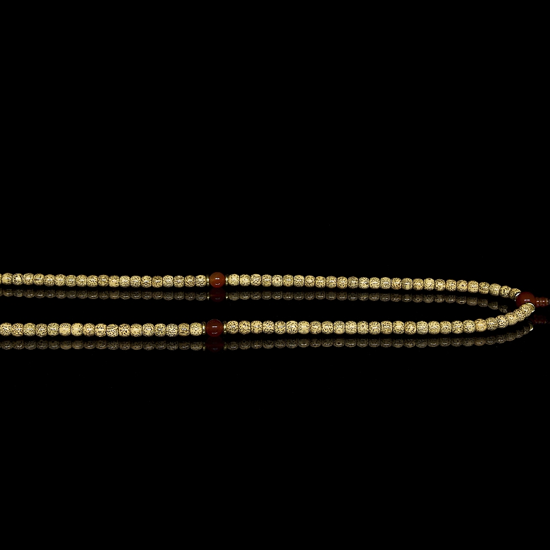 Mala with 125 seed and agate beads, 20th century