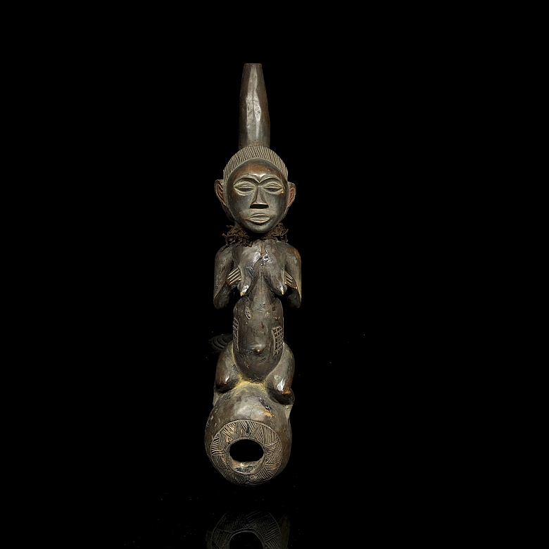 Pipa ceremonial femenina, R.D. del Congo, s.XX