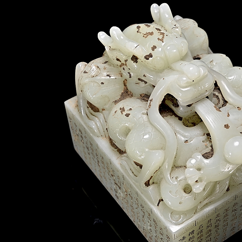 Gran sello de jade blanco 