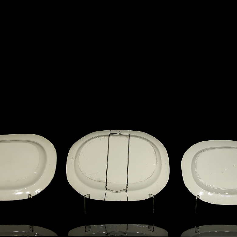 Three Willow Pattern trays, 19th century