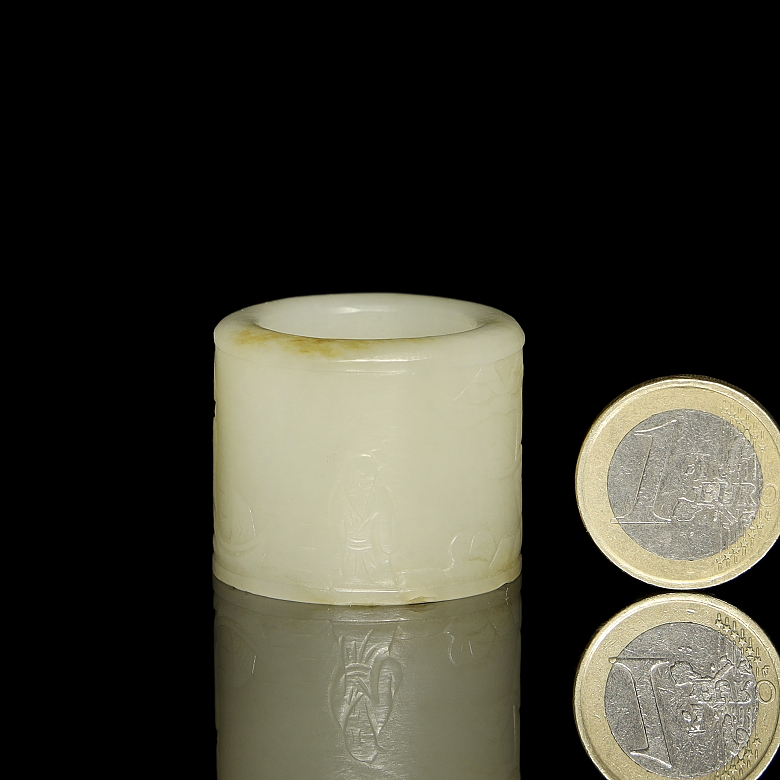 Carved jade archer's ring, ‘Port,’ Qing dynasty