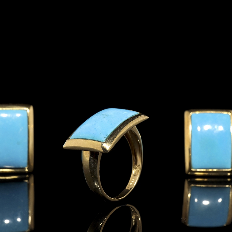 Juego de pendientes y anillo en oro amarillo 18K y turquesas