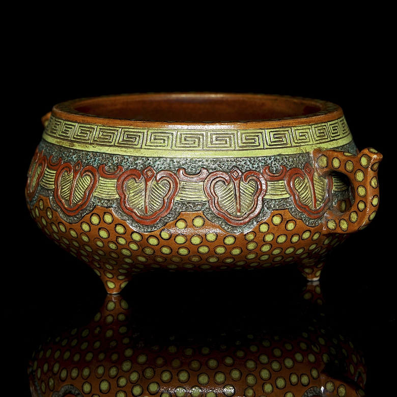 Polychrome ceramic incense burner, ‘Leaves,’ with Qianlong seal