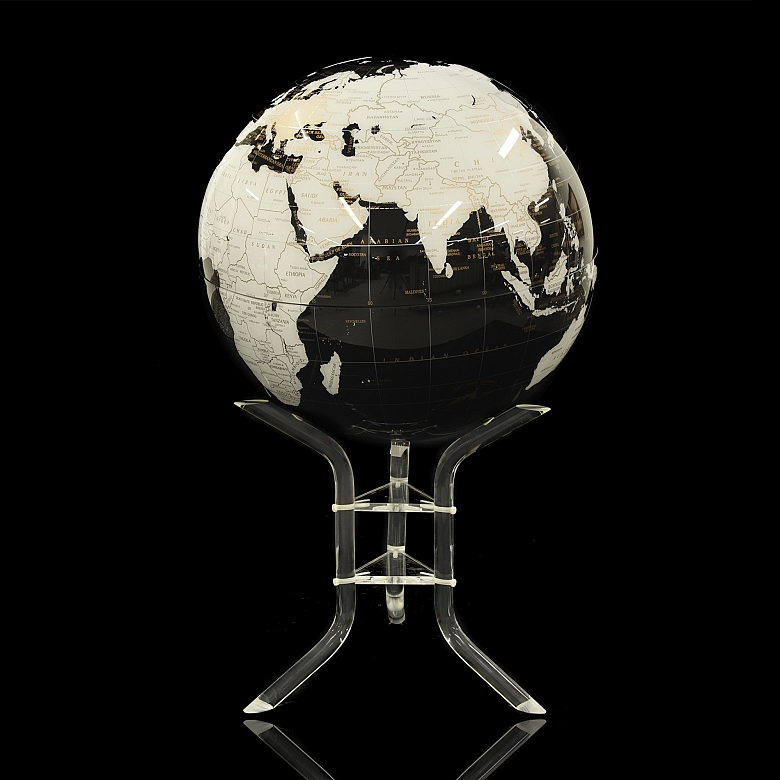 Globo terráqueo de diseño por Spherical Concepts, s.XX