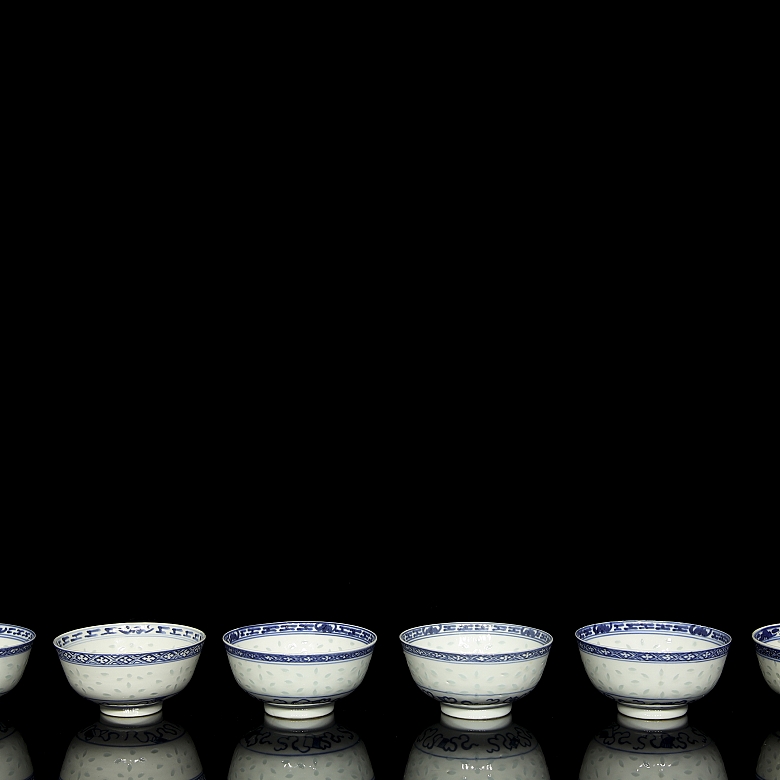 Juego de seis cuencos de porcelana