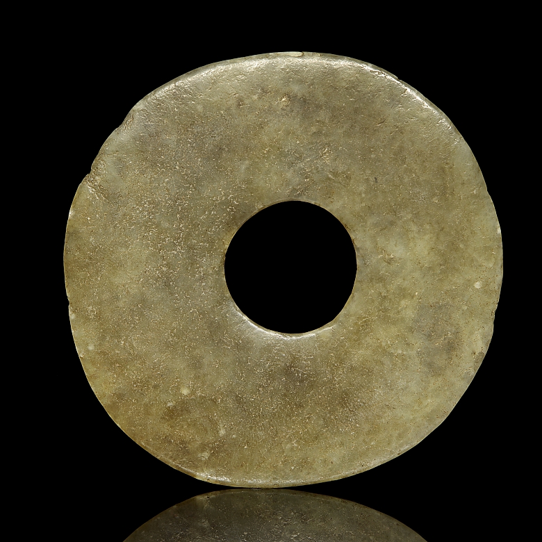 Two Hongshan-style jade pendants