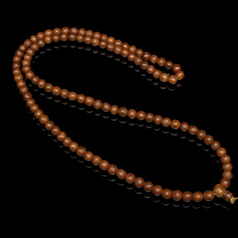 Mala de ciento ocho cuentas de semilla, s.XX