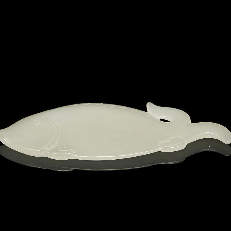 White jade plaque ‘Fish’, Qing dynasty