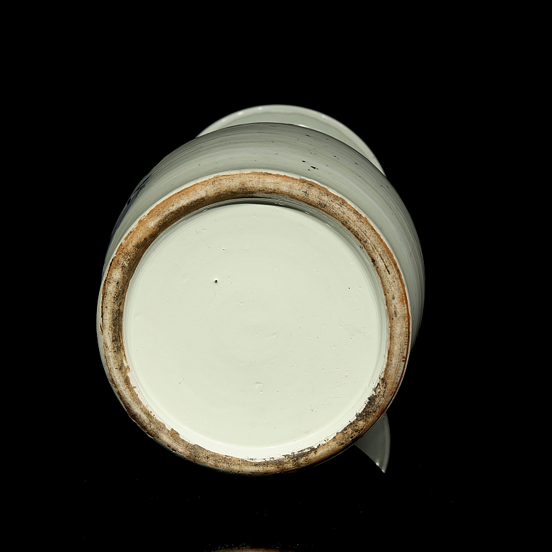 Jarrón de porcelana esmaltada