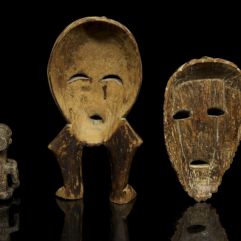 Tres tallas de madera tradicionales del arte tribal africano, s.XX