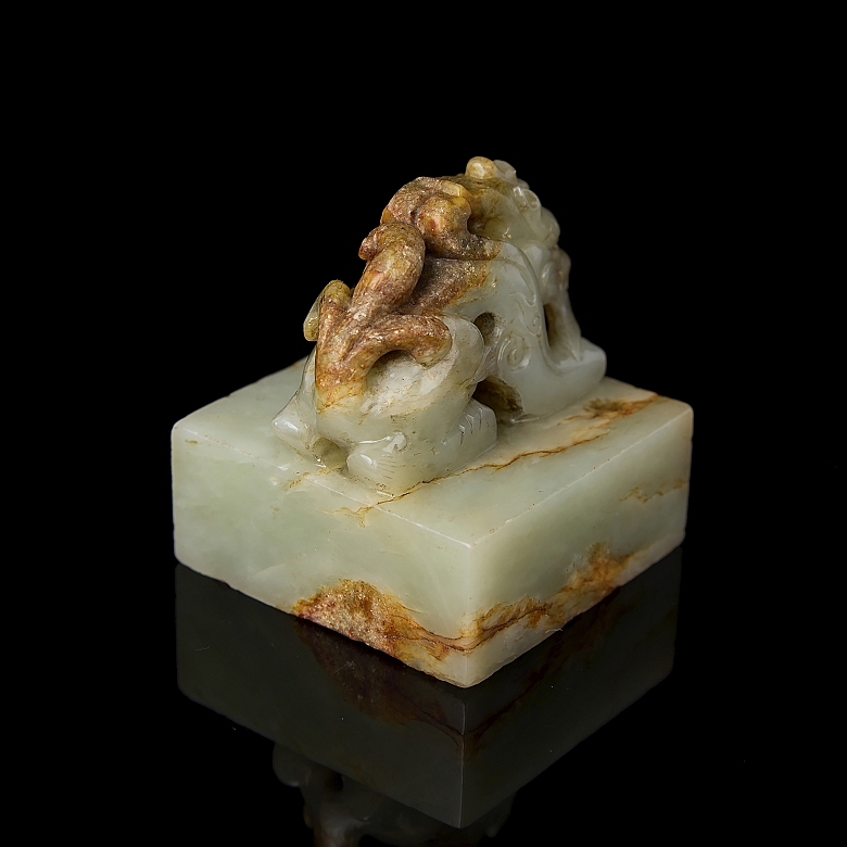Rectangular jade seal ‘Fierce Dragon’, Qing dynasty