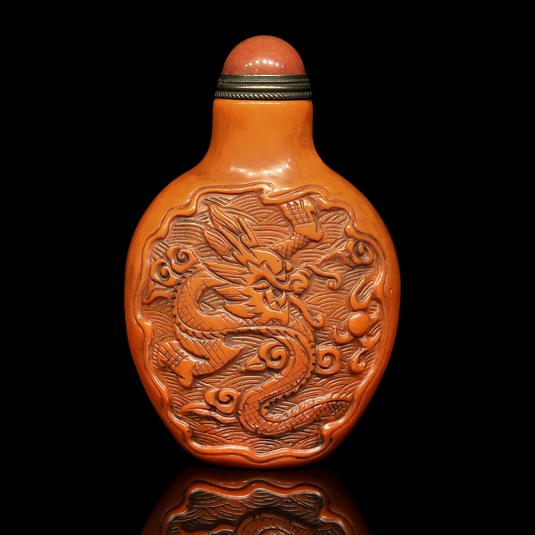 Snuff crystal bottle 