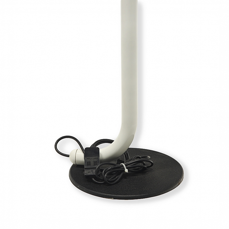 ‘Tomo’ floor lamp by Toshiyuki Kita, ca. 1985 - 5