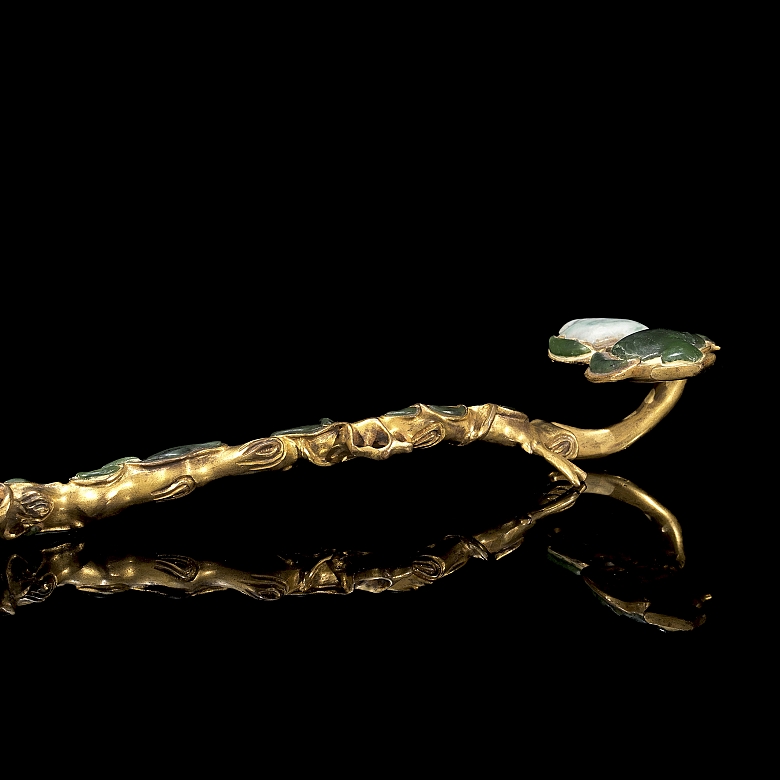 Jade and gilded bronze ruyi, Qing dynasty
