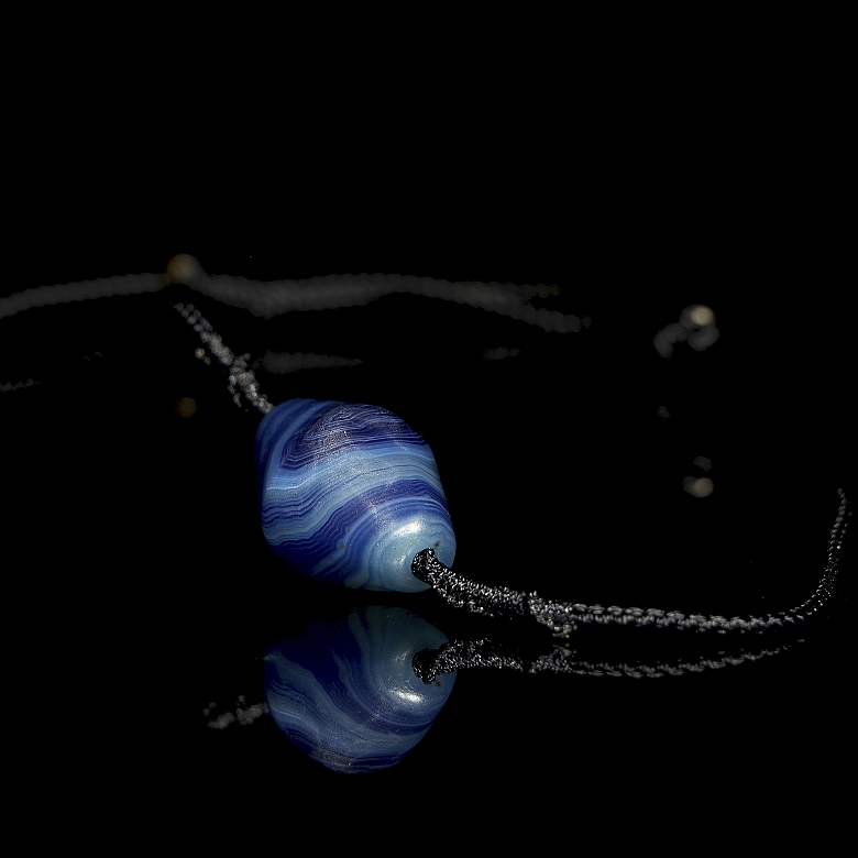 Colgante Dzi de ágata azul, dinastía Liao