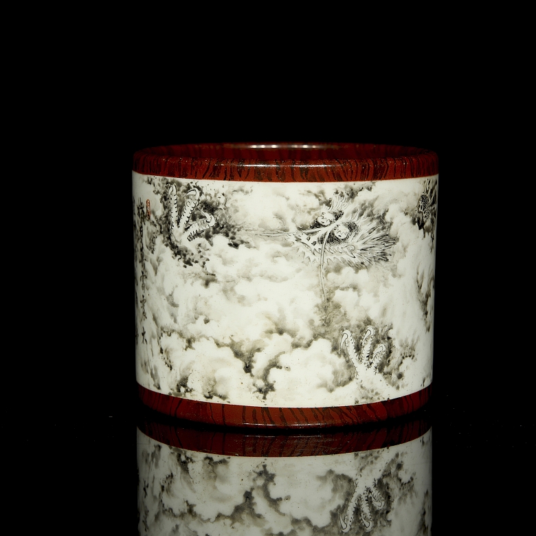 Porcelain brush pot ‘Poem’, with Qianlong seal
