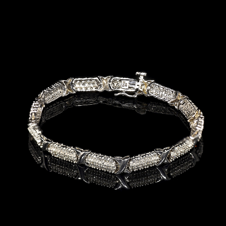 Pulsera de oro blanco con diamantes