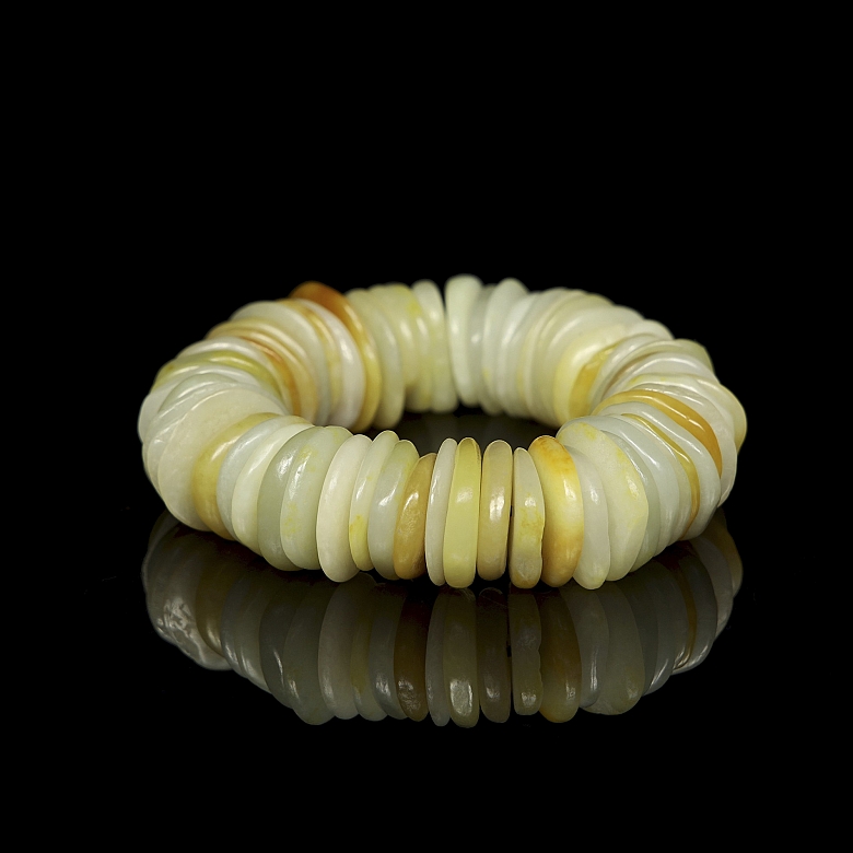 Bracelet with jade beads, 20th century