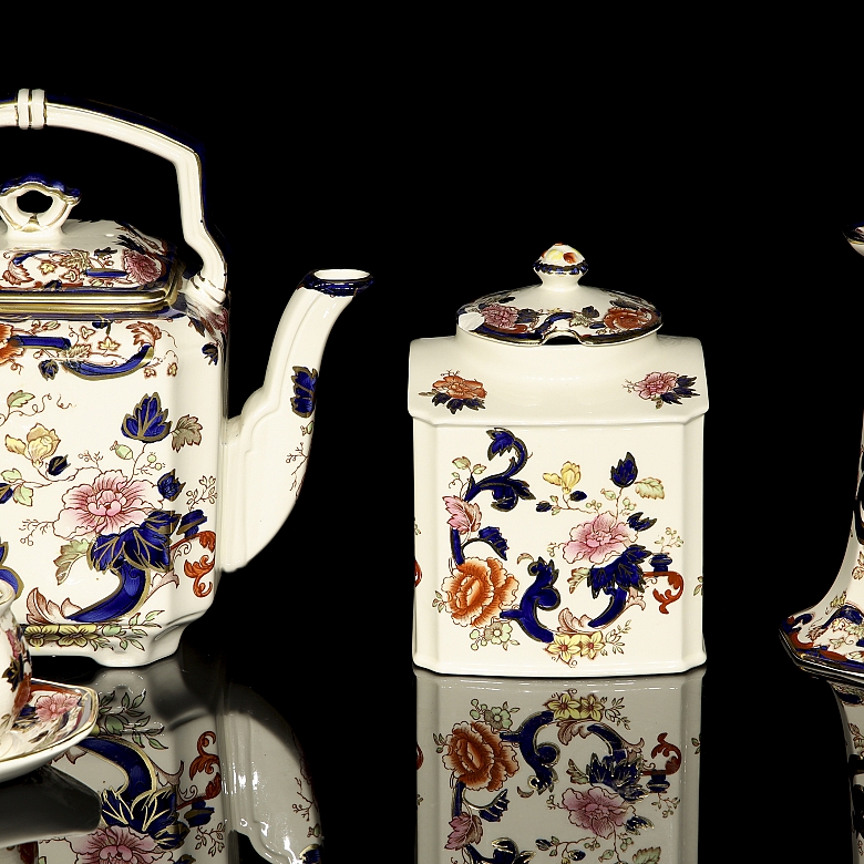 “Mandalay” English Ceramic Set, Mason’s Ironstone, 20th century - 3