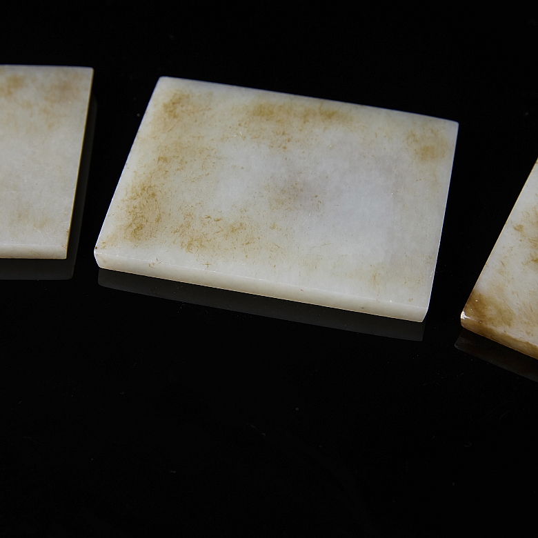 Ornamentos para cinturón de jade tallado, dinastía Ming