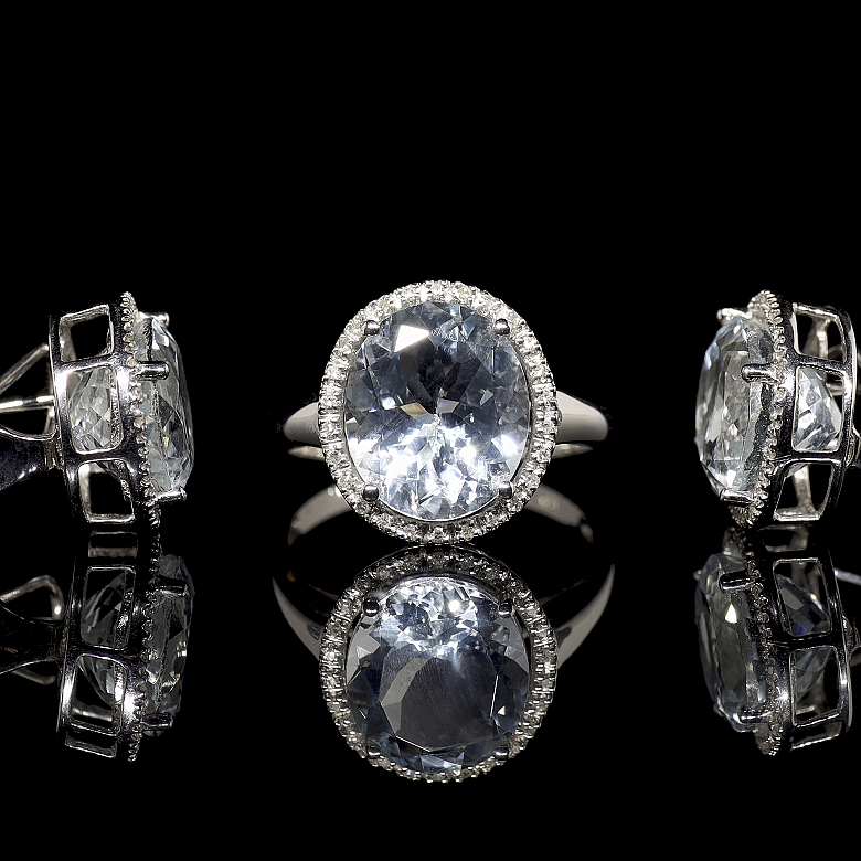 Juego en oro blanco de 18k con aguamarinas y diamantes