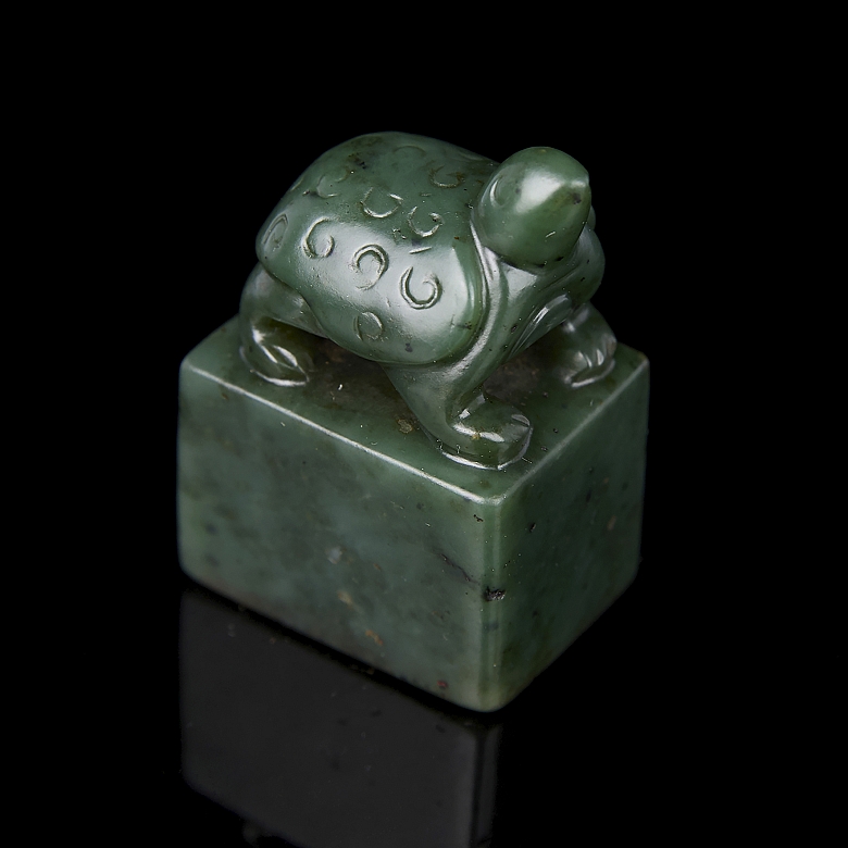 Carved green jade ‘Turtle’ seal, Qing dynasty