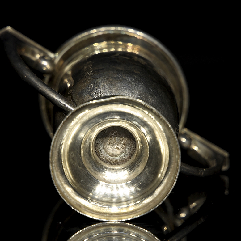 Pequeña copa de plata china