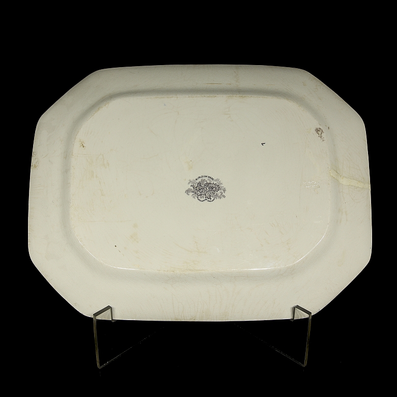 灰色柳叶纹伯利瓷托盘，十九世纪