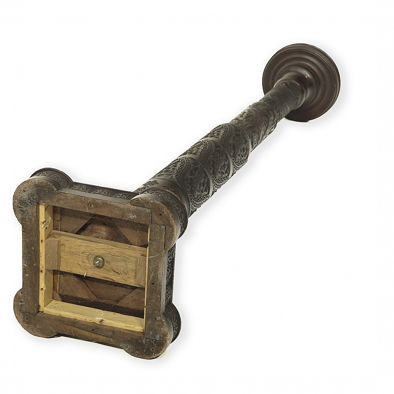 Carved wooden pedestal, 19th century - 6