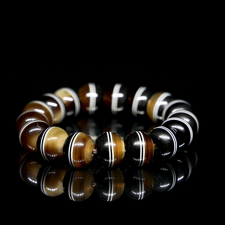 Agate bead bracelet, 20th century - 4