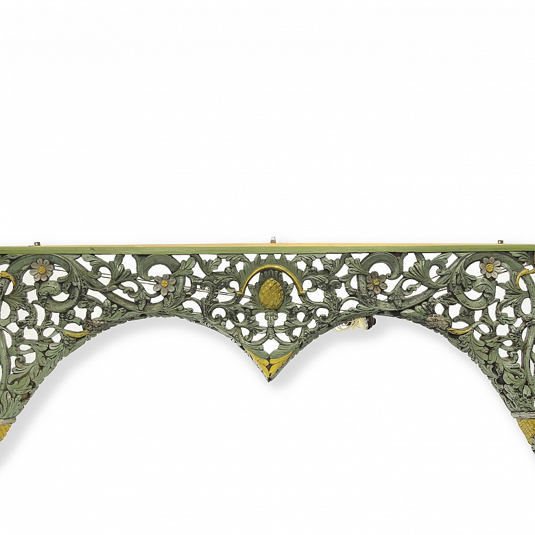 Cubre cortinas de madera lacada 