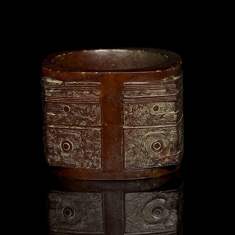 Cong de jade tallado, cultura Liangzhu